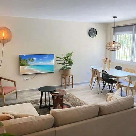 Casa Pitaya - Met Jacuzzi & Tuin Nabij Malaga & Apartment Alhaurin el Grande